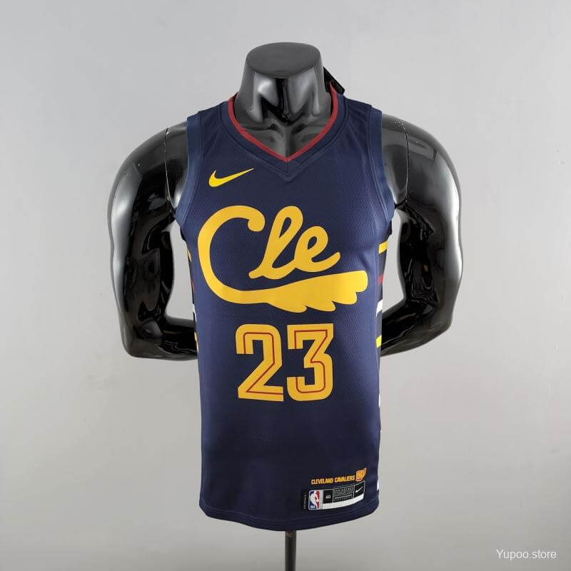 Maillot Golden State Warriors #35 Noir Nike The Town — Statement Edition, vue de face sur mannequin